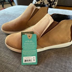 OluKai Hawai’iloa Manu Hope slip on. Size 9.